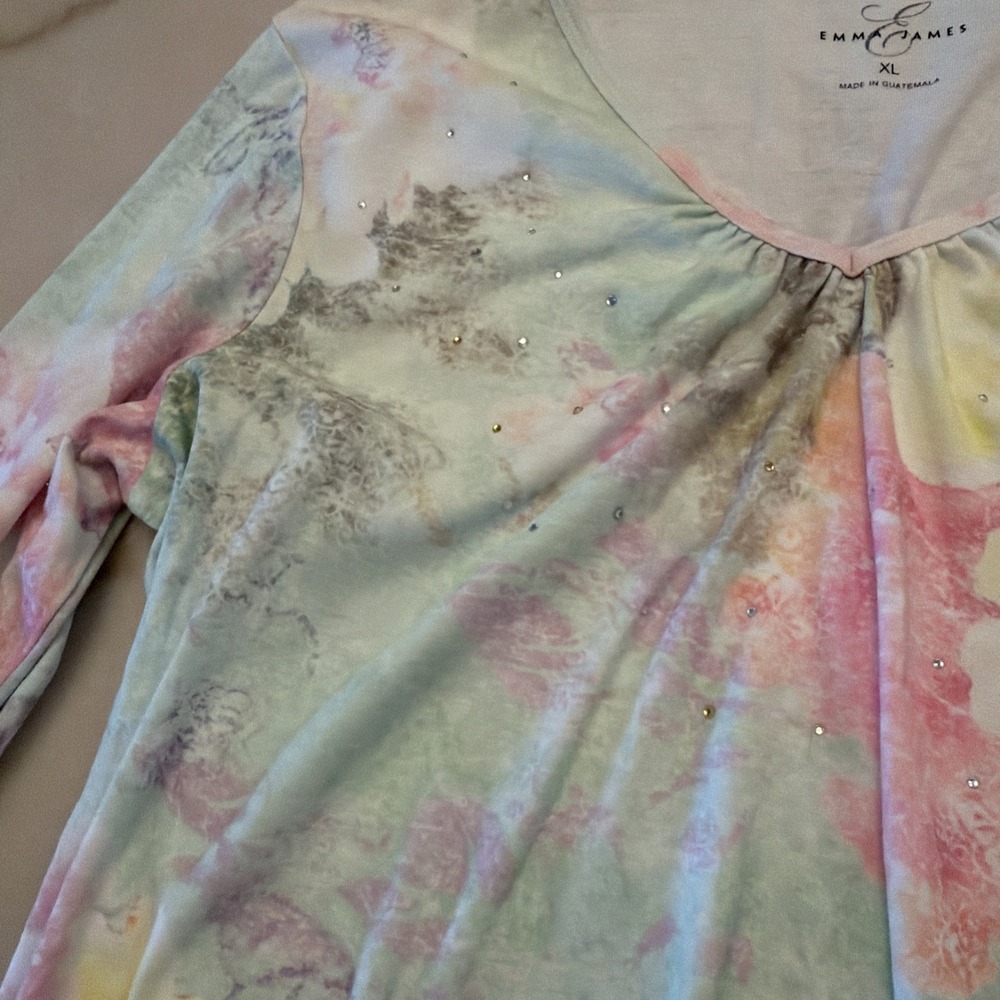 Emma James Women's 3/4 Sleeve Shirt Size XL Watercolor Floral Rhinestones Green - Picture 4 of 6